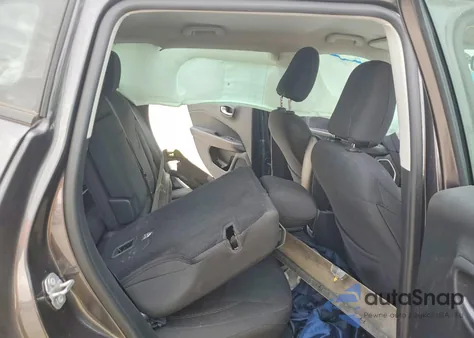 2018 Jeep Compass Sport z USA, uszkodzony, nr VIN 3C4NJCAB4JT411720